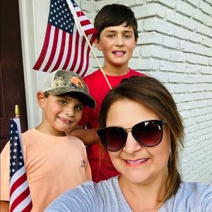 Meet your Posher, Tiffany